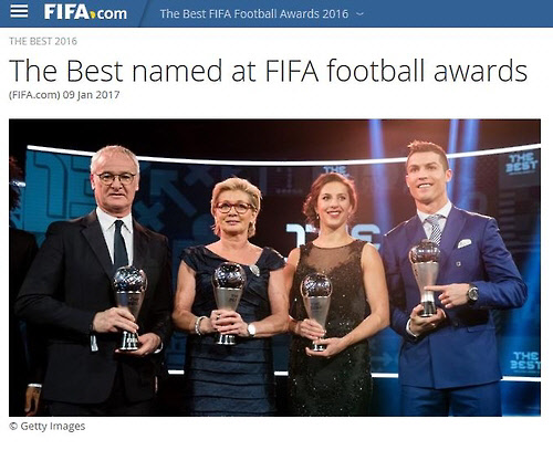 호날두, 발롱도르 이어 FIFA 올해의 선수상까지 `최고의 별`
