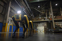 우리 공장은 `로봇개`가 지킨다…현대차 4족 보행 `스팟` 놀라운 능력