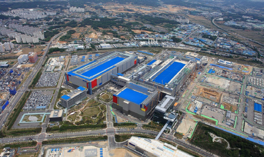 삼성 `차량용 반도체` 정조준… 새 유럽공장 건설 가능성