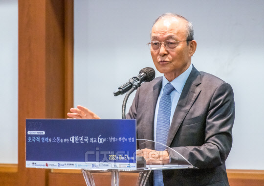 [대한민국 외교 60년] \'통일야망, 잠시 선반위 올려둘때… 안정된 분단관리가 중요\'