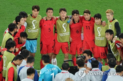 [월드컵] 한국 선수들 우루과이-가나전 시청 모습…대회 10대 명장면 꼽혔다