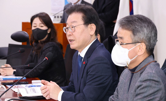 검찰, 이재명 또 소환 통보…이번엔 `위례·대장동 의혹`