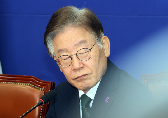 이재명 측 `위증교사 재판병합` 요청에… 與 "정치생명 연장 꼼수"