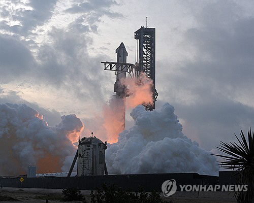 역대 최강 로켓 `스타십`, 네번째 발사 도전…머스크 "3∼5주쯤 될 것"