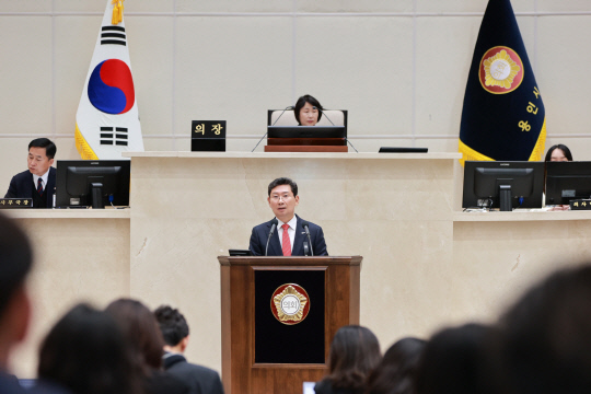 이상일 "용인 미래 위해 광역시급 대도시 체계 짜임새 있게 갖춰나갈 것"