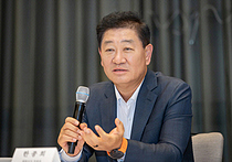 ÇÑÁ¾Èñ »ï¼ºÀüÀÚ ºÎȸÀå, ¡®CES 2025¡¯¼ ¡®È¨ AI¡¯ Àü·« ¹ßÇ¥ ÇÑÁ¾Èñ »ï¼ºÀüÀÚ ºÎȸÀå, ¡®CES 2025¡¯¼ ¡®È¨ AI¡¯ Àü·« ¹ßÇ¥