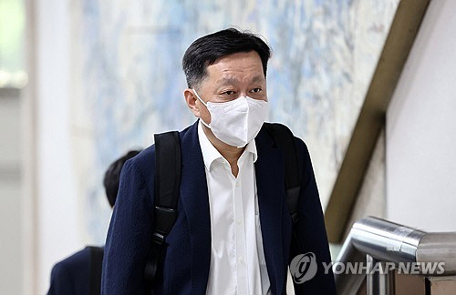 `이재명 측근` 정진상 `치과 진료` 이유로 대장동 재판 불출석…11분만에 종료