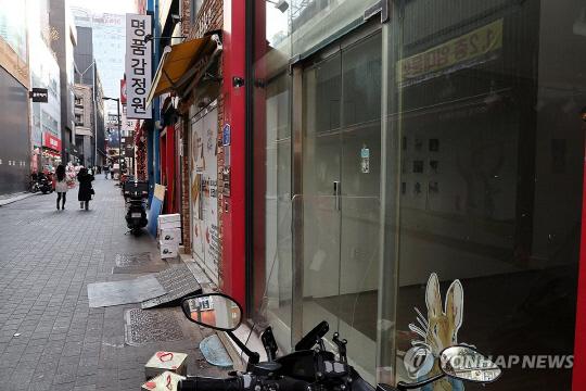 취약차주 급증…카드사 1분기 연체율 10년 만 최고