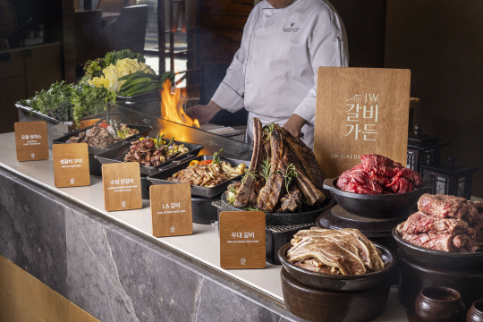 "호텔에 <!HS>맛집<!HE> 있네"…가족 겨냥한 `미식 이벤트` 경쟁