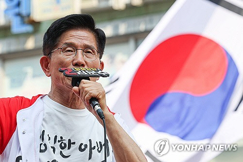 김문수 "리박스쿨? 전혀 몰라…지금 골든크로스, 우리가 앞선다"