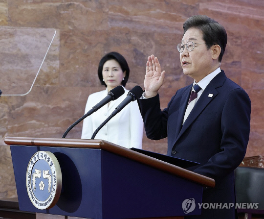 제약바이오 업계 새 정부에 "R&D <!HS>지원<!HE>해 생태계 발전 도와야"