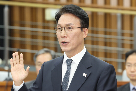김민석 "맨바닥서 맨손으로 시작한 정부, 여야 협조 필요"