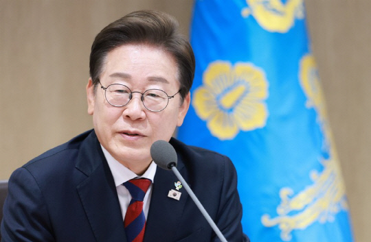 `집값 상승` 발등에 불 떨어진 이재명 정부…급등·규제지역 확대할 듯